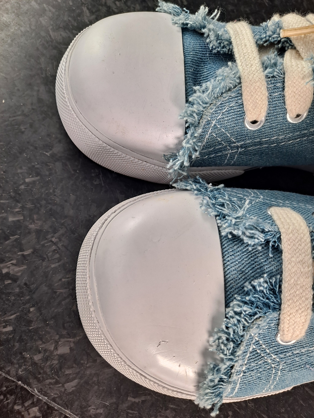 VINTAGE 1990s DISNEY Denim Slip-On Sneakers with Winnie the Pooh Embroidery - Picture 11 of 11